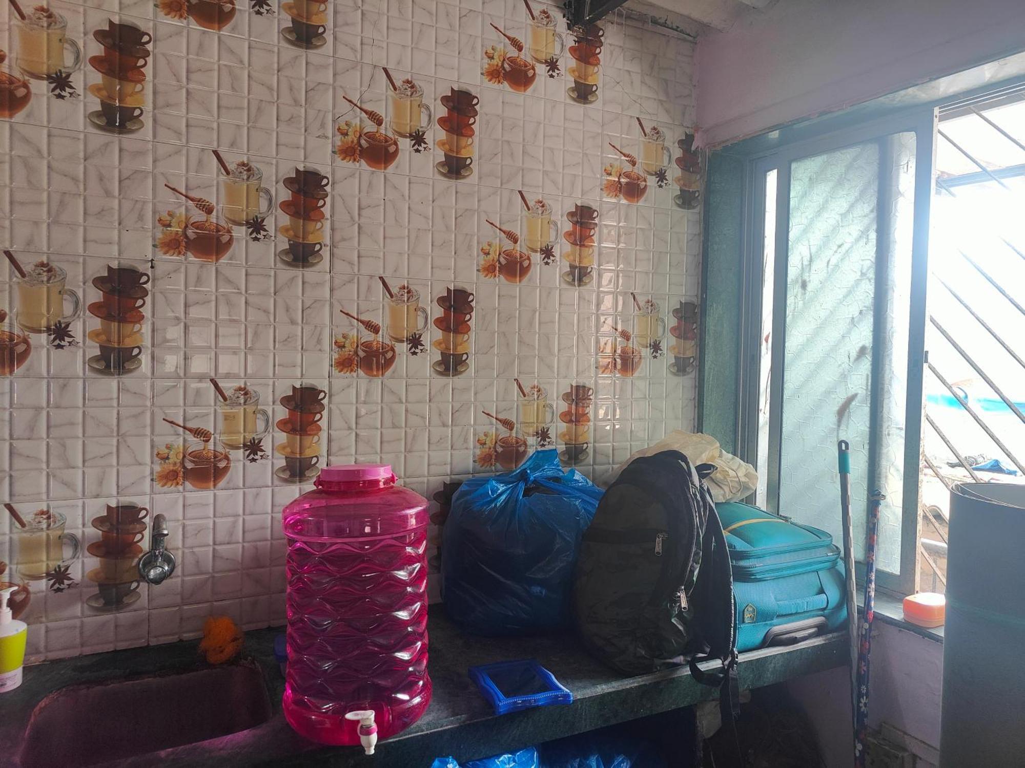 Miraj Khan Dormitory Pg - Mumbai — Photos 1